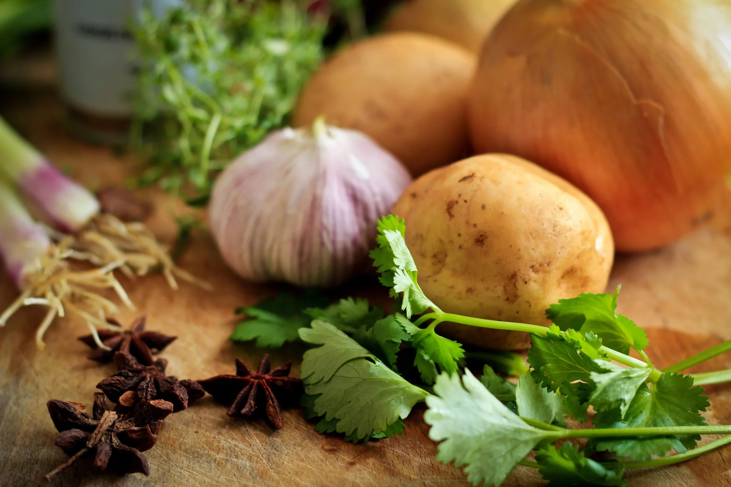 fresh simple ingredients: potato, garlic, parsley, black pepper